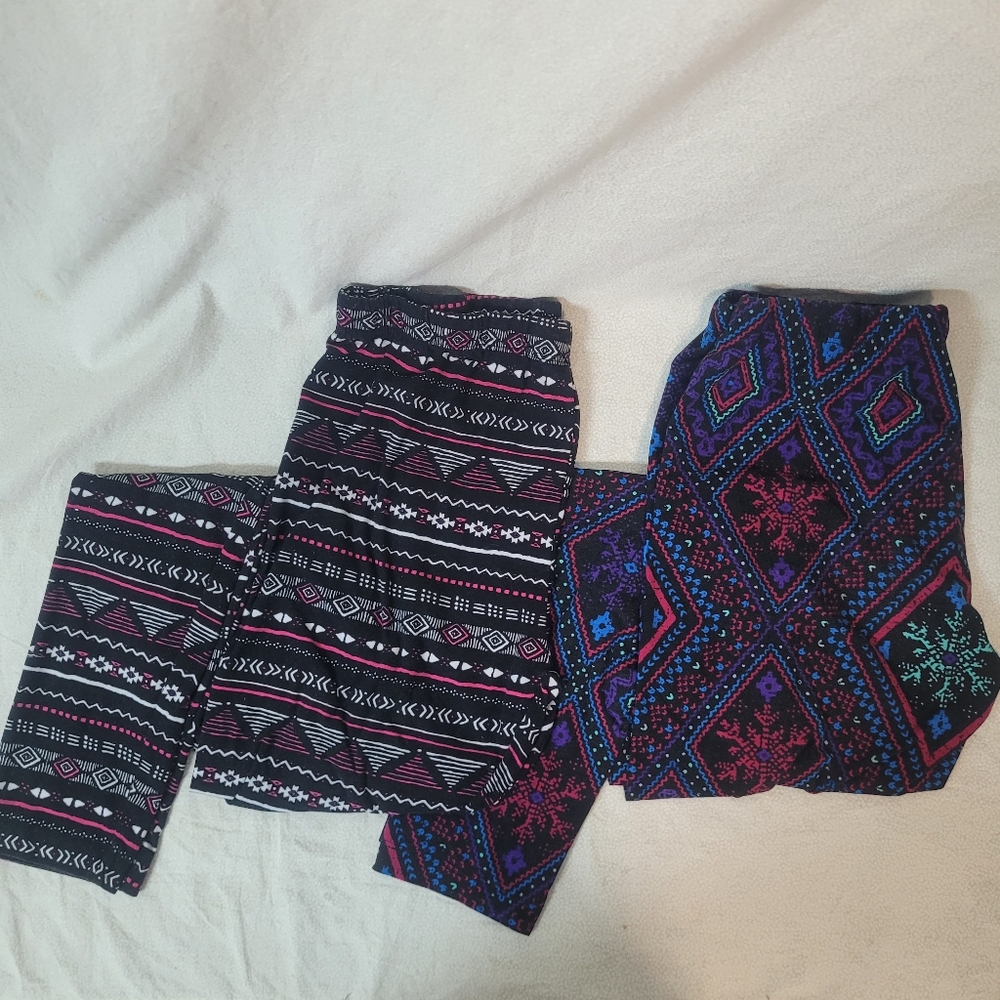 2 Colorful Geometric Patterned Leggings, Womens Med Athleisure Activewear Cozy